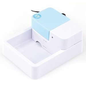 swisspet UV Fontaine 1.8l LED 19.5x24.5cm bleu cl./blanc incl adaptate